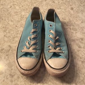 Light blue converse